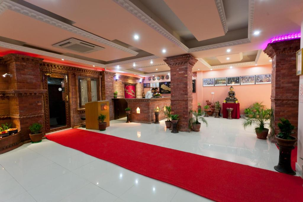 Hotel AB Deluxe